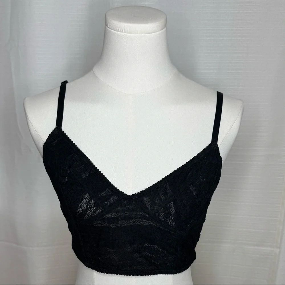 *NWOT* INTIMATELY BY FREE PEOPLE STRETCH LACE CROP BUSTIER BRALETTE. - Picture 2 of 5